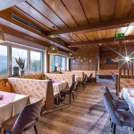 Hubertus Hotel Fuegenberg