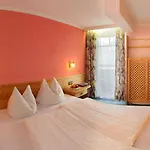 Hubertus 3* Fuegenberg